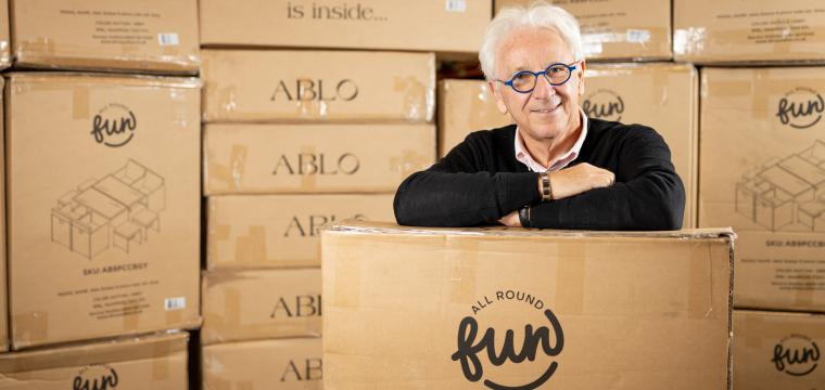 all round retail