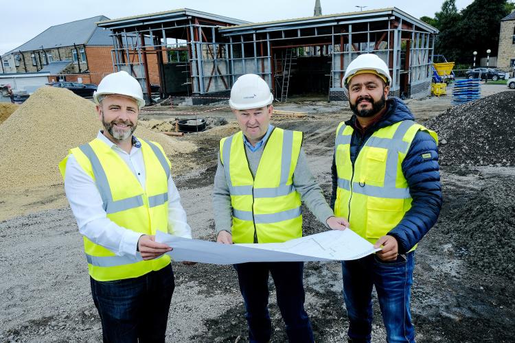Almscliff properties